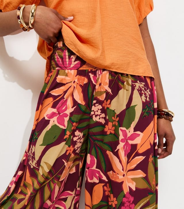 New Look Women's Green Crepe Tropical Print Palazzo Trousers New Look - 2
