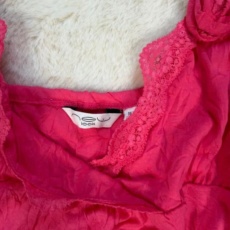 New Look Early 00’s y2k New Look Stretch Frill Ruffle Flower Detail Cami Top