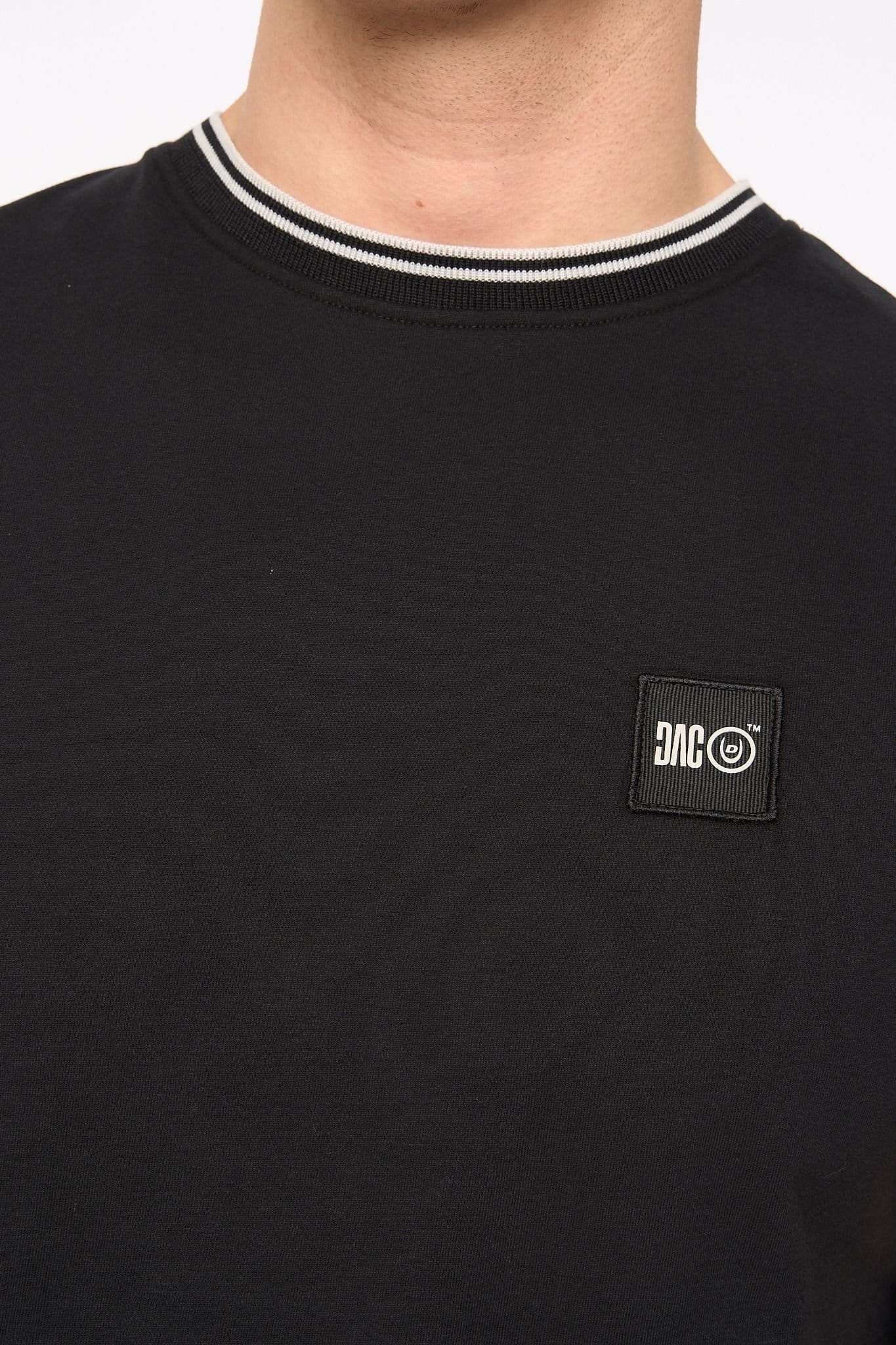 Duck&Cover Duck&Cover Men's Wrentham Premium T-Shirt with Contrast Ribbing in Black - 4
