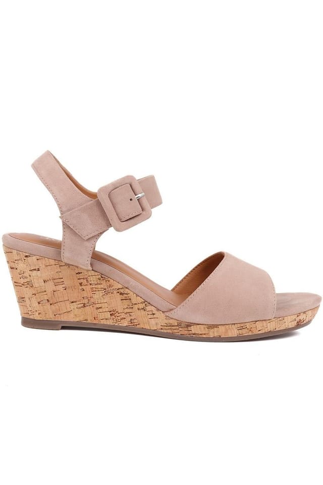 Jones Bootmaker Jones Bootmaker Women's Grazina Leather Wedges in Beige - 2