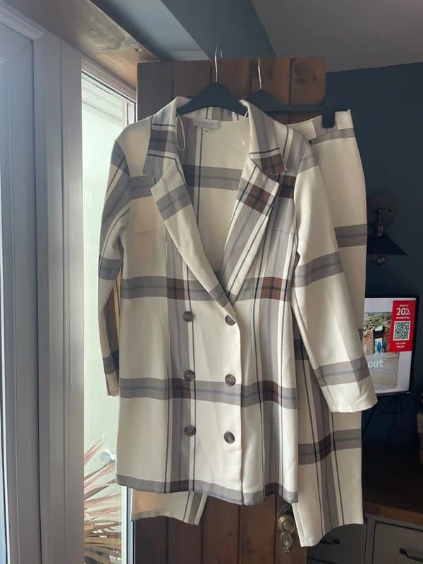Never Fully Dressed Never fully dressed trouser blazer suit size 12