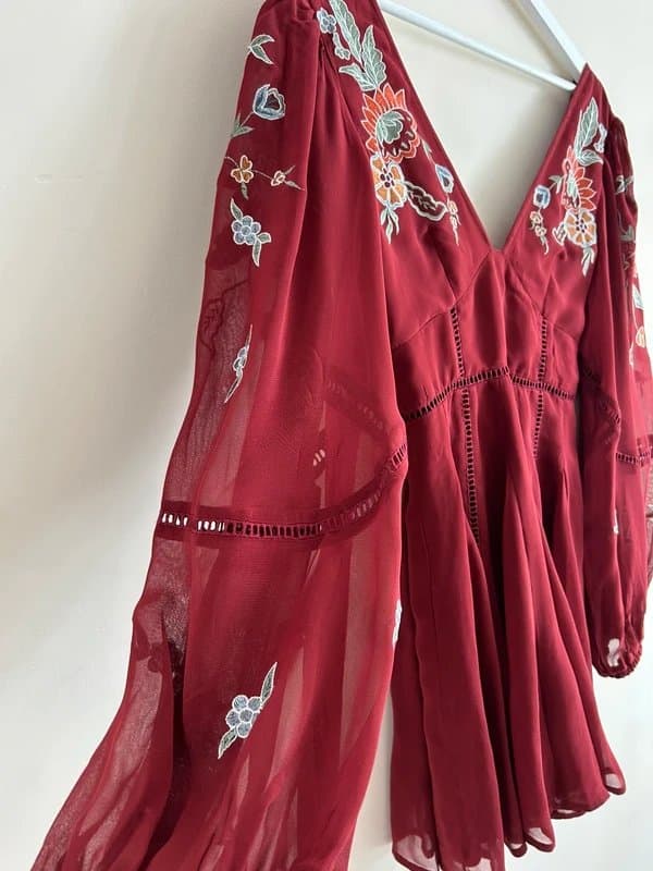 ASOS Design 🌸 Asos Design Burgundy Embroidered Floral Playsuit Romper Balloon Sleeve UK 8