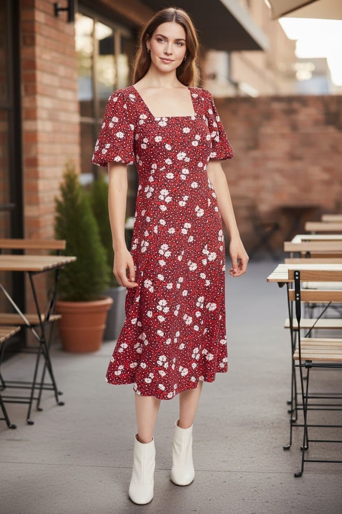 Louche Louche Women's Nadine Roaring Daisy Print Square Neck Balloon Sleeve Midi Dress Red