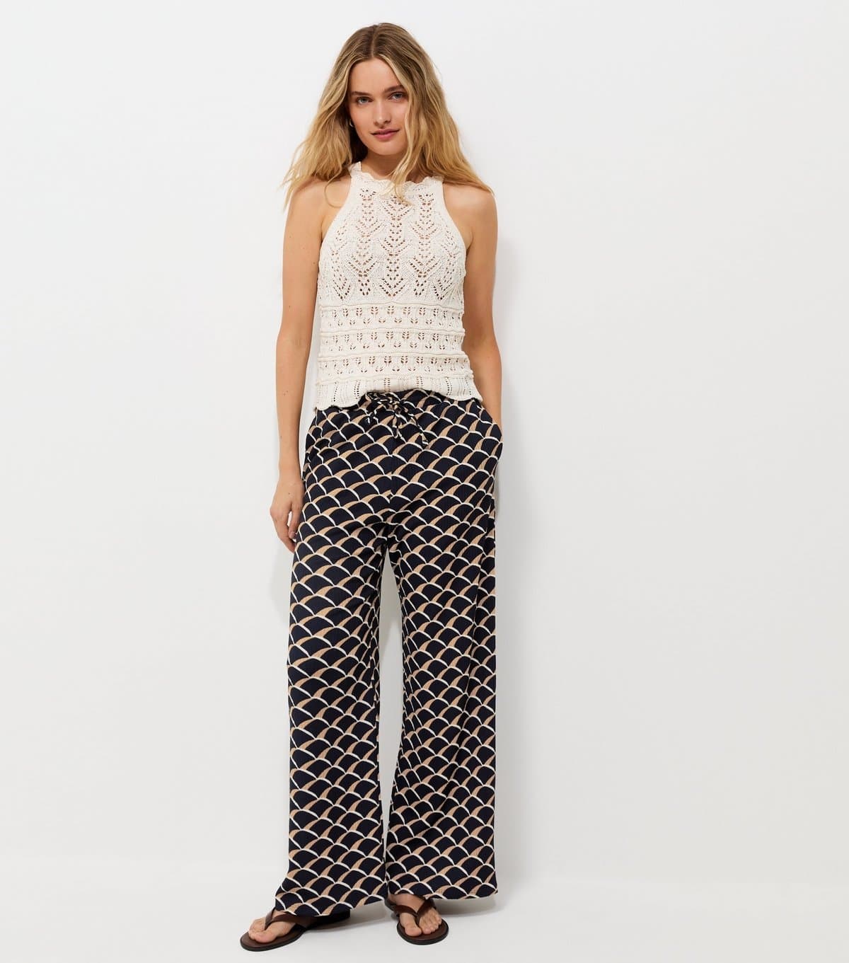 New Look Women's Blue Crinkle Texture Geometric Print Wide Leg Trousers New Look