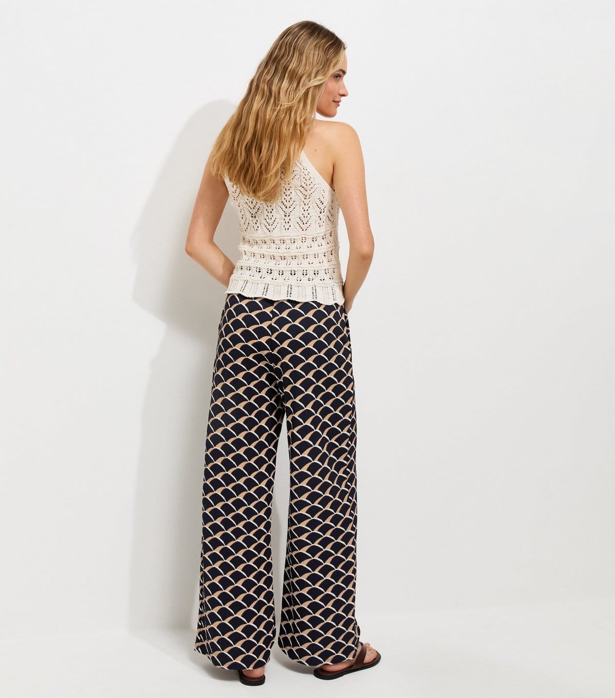 New Look Women's Blue Crinkle Texture Geometric Print Wide Leg Trousers New Look - 4