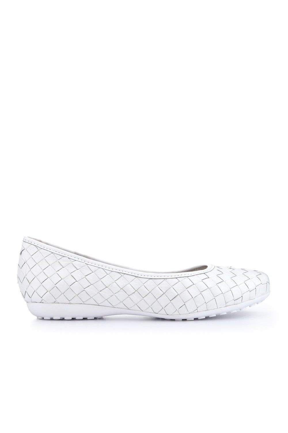 Bellissimo Bellissimo Women's Leather Cushioned Pumps in White - 2