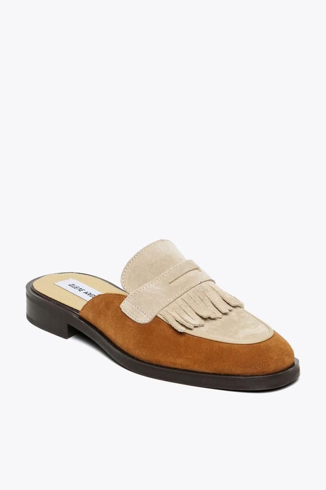Steve Madden STEVE MADDEN Women's 'Nanette Mule Tan' Suede Flats in Tan - 2