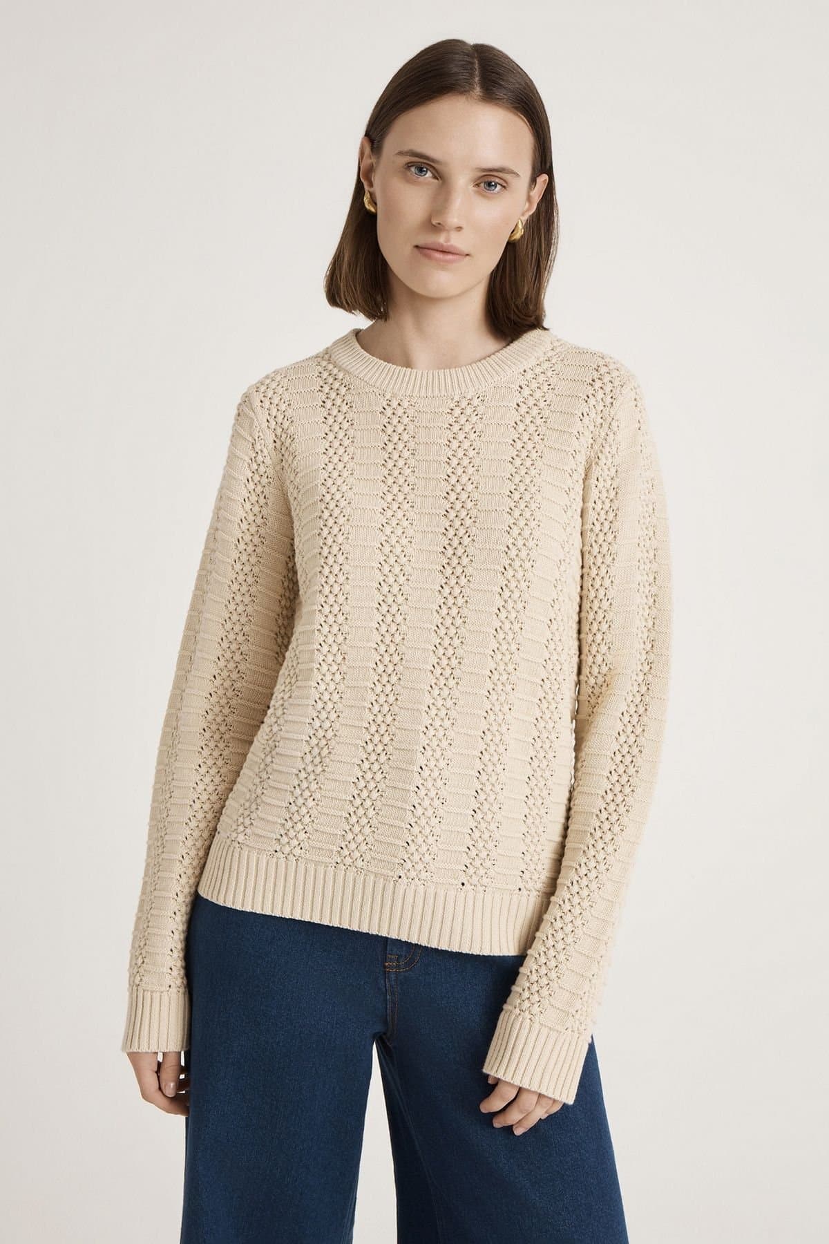 Finery London Finery London Women's Nova Round Neck Knitted Sweater in Light Beige