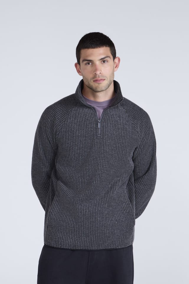 Animal Animal Men's Waffle Textured Warm Comfortable Casual Half Zip Outdoor Fleece Jumper in Charcoal - 2