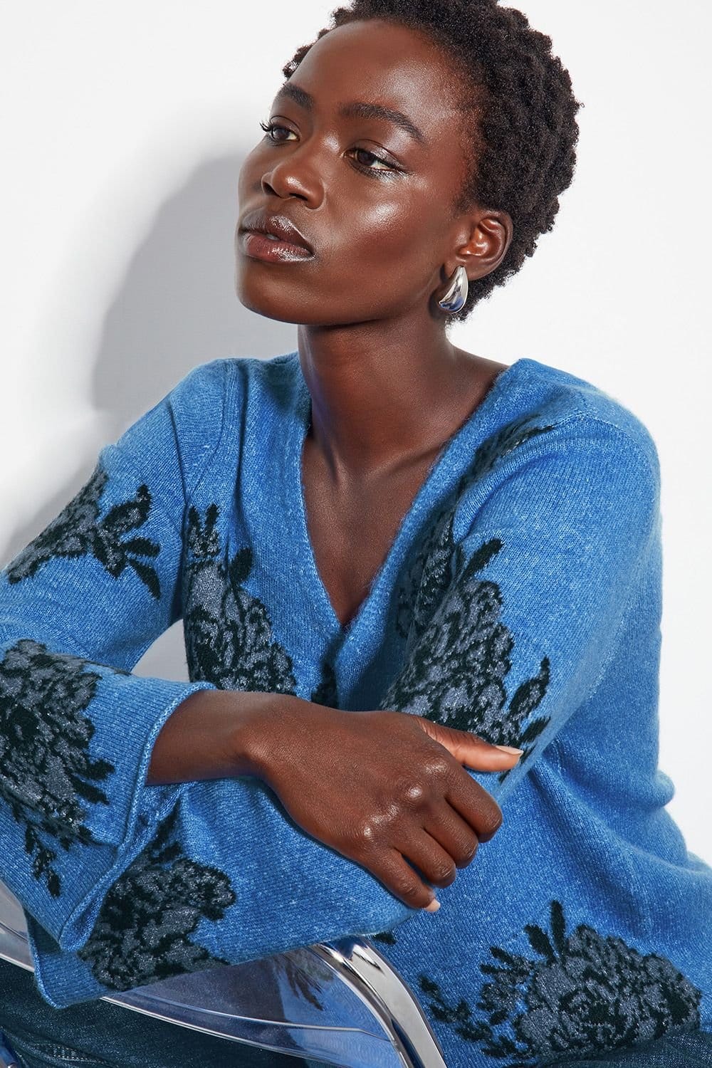 Monsoon Monsoon Women's Jess V-Neck Floral Jacquard Jumper Blue - 4