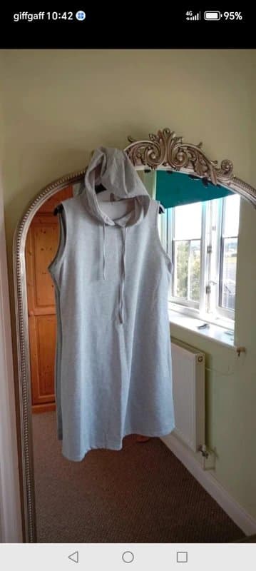 The Unbranded Brand Ladies size large grey hoodie dress sleeveless tank top