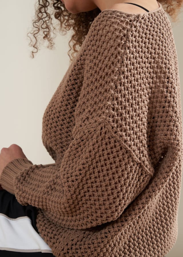 Truly Truly Women's Mesh Knit Jumper in Camel - 2