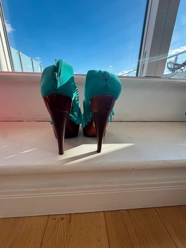 New Look Real suede tassel high heels