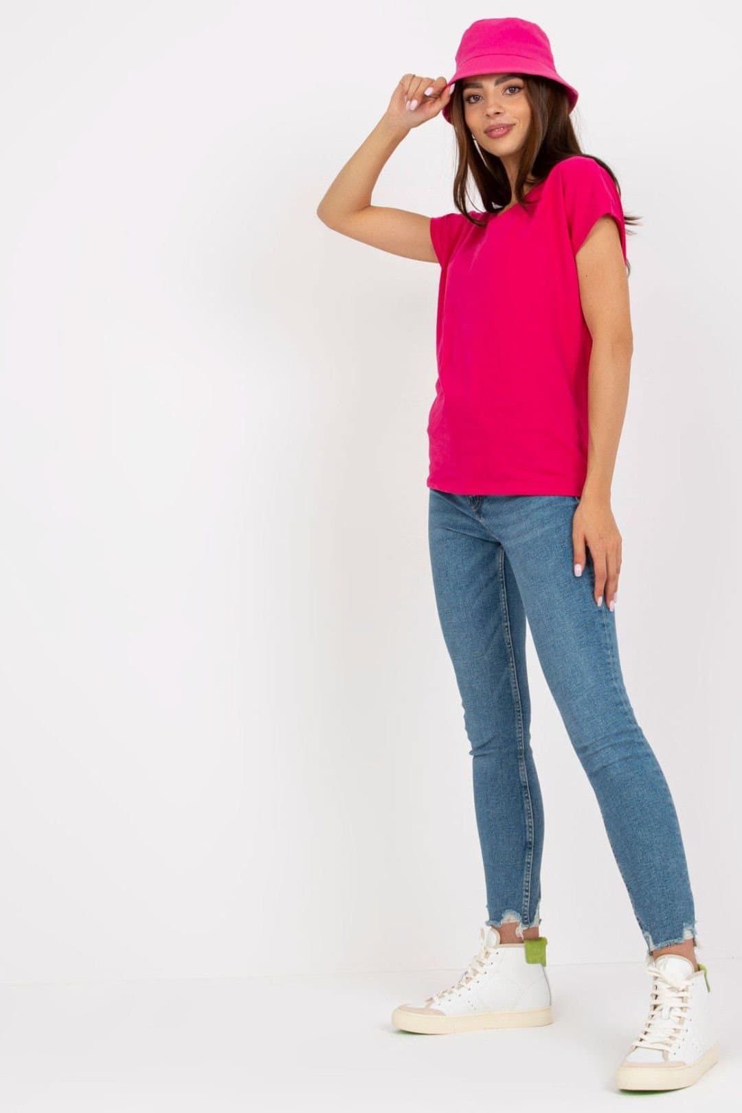 Love Lace Love Lace Women's Heart Neck Short Sleeve T-Shirt Everyday in Pink
