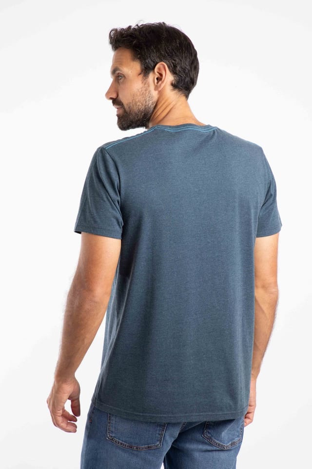 Weird Fish Weird Fish Men's Lakes & Peaks Front Print Graphic T-Shirt in Navy - 3