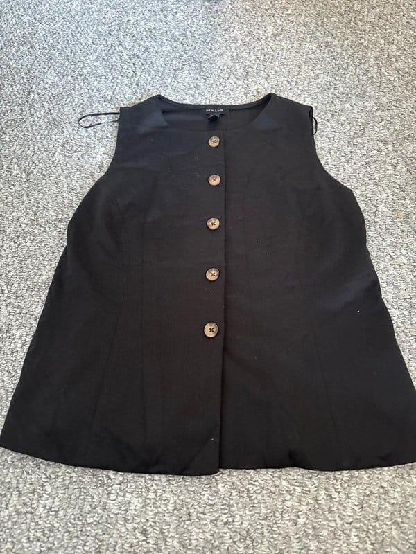 New Look New look size 14 waistcoat top - 1