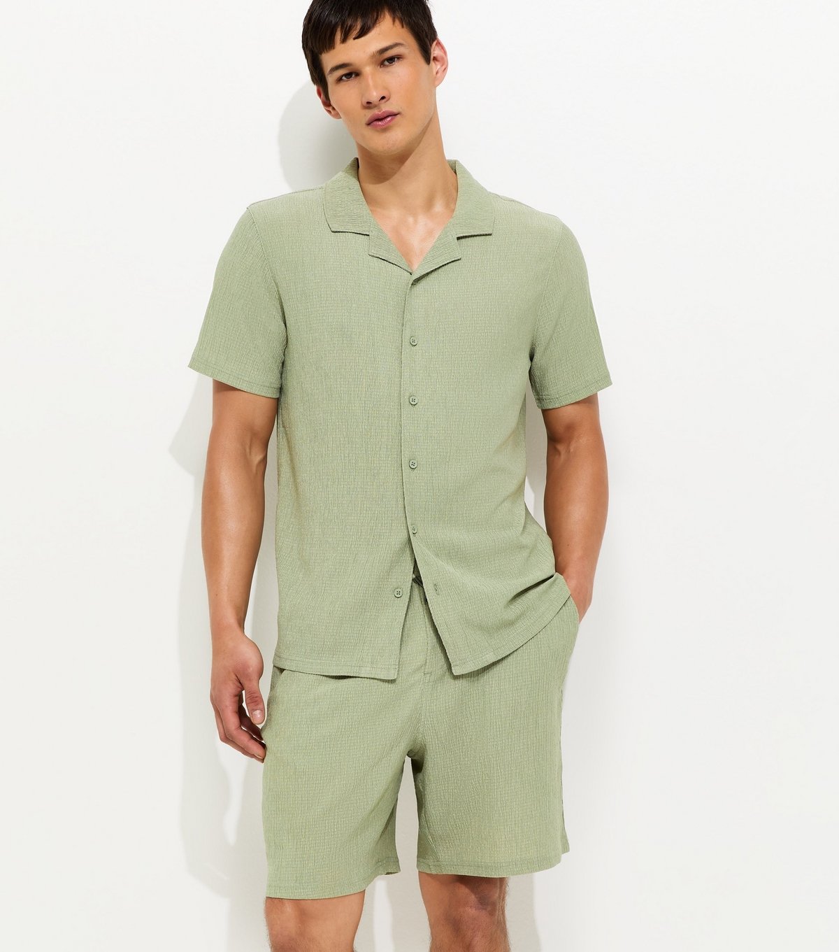 New Look Men's Light Green Short Sleeve Regular Crinkle Shirt New Look - 2