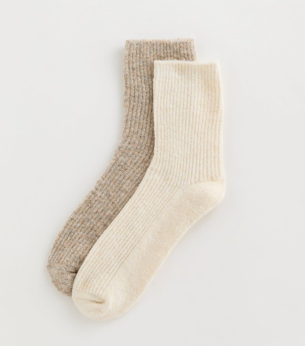 New Look Pack of 2 Oatmeal and Cream Knit Ribbed Ankle Socks New Look