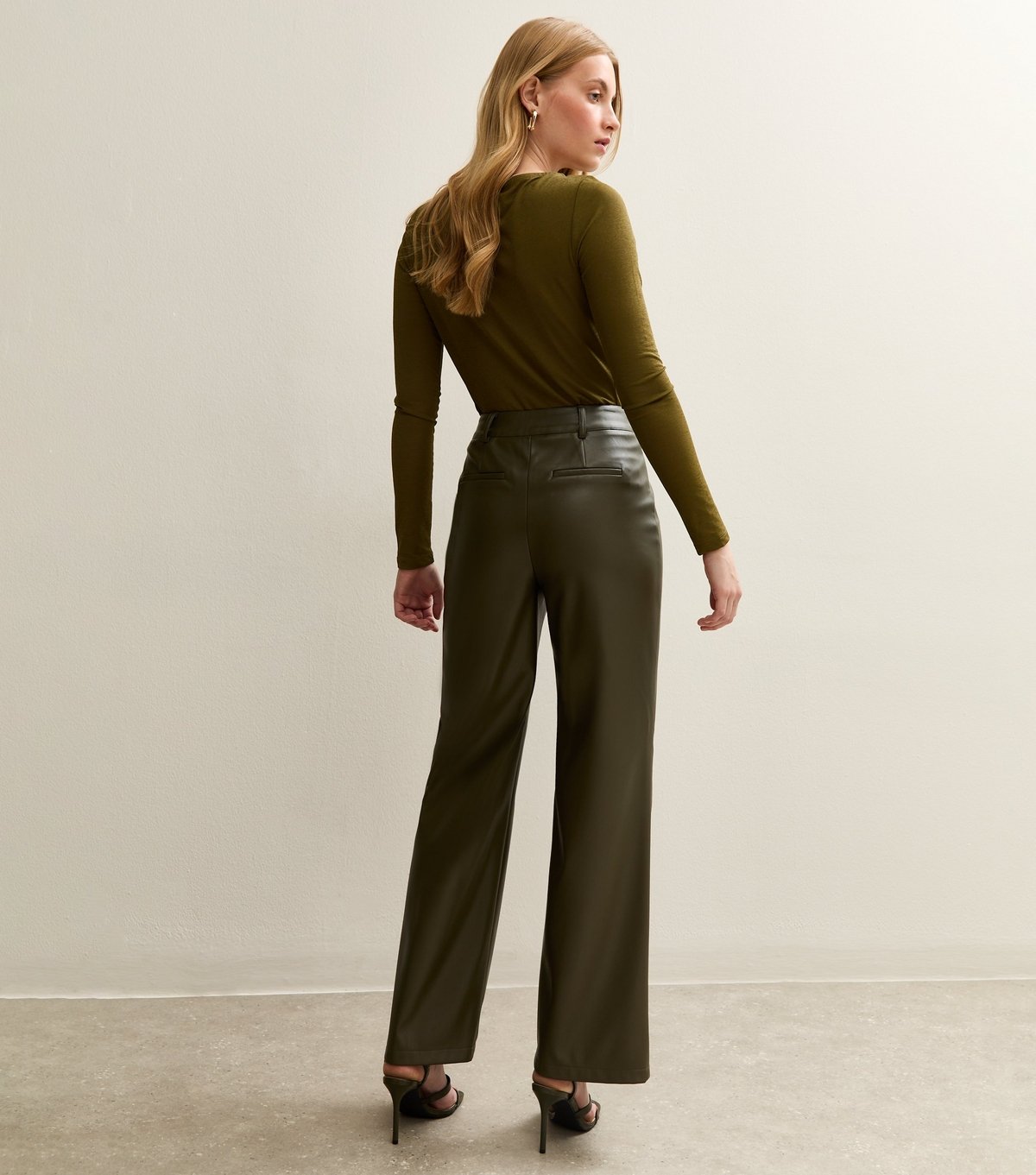 New Look Women's Khaki Faux Leather Wide Leg Trousers New Look - 4