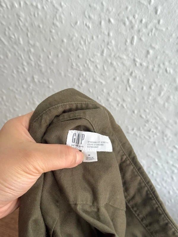 GAP Men's Gap Khaki Green Cotton Longsleeve Button Down Shirt - Size M