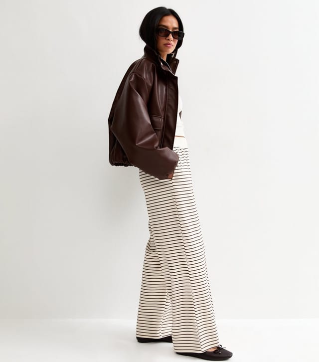 New Look Women's Petite Premium White and Brown Premium Striped Wide Leg Joggers New Look - 3