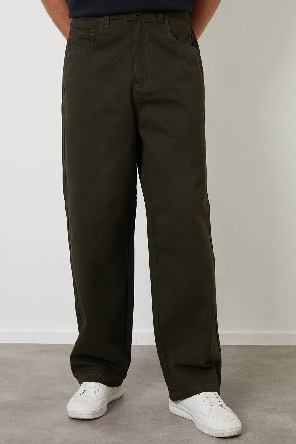 Threadbare Threadbare Men's Baggy Fit 5 Pocket Chino Trousers in Green - 2