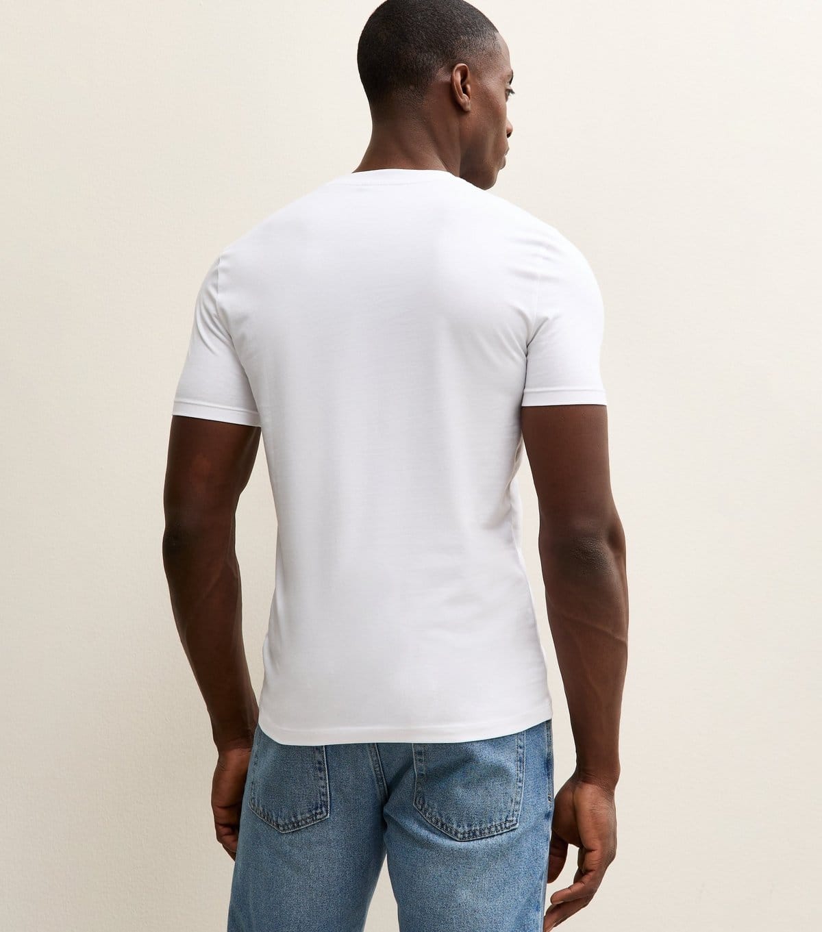 New Look Men's Pack of 2 White Muscle Fit Crew Neck T-Shirts New Look - 4