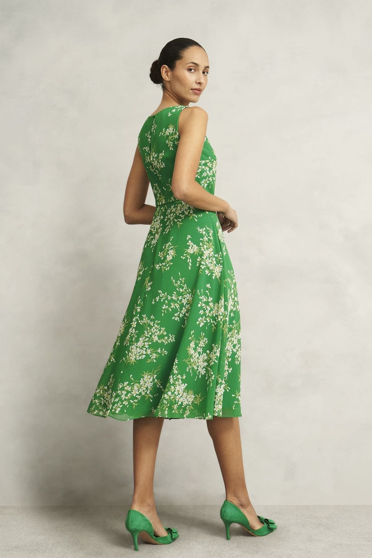 Hobbs London Hobbs London Women's Carly Sleeveless Printed Midi Dress in Green - 4