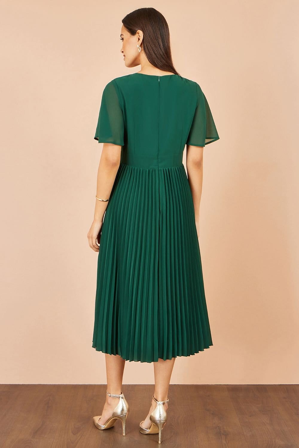 Yumi Yumi Women's Sequin Embroidered Pleated Midi Dress in Green - 4
