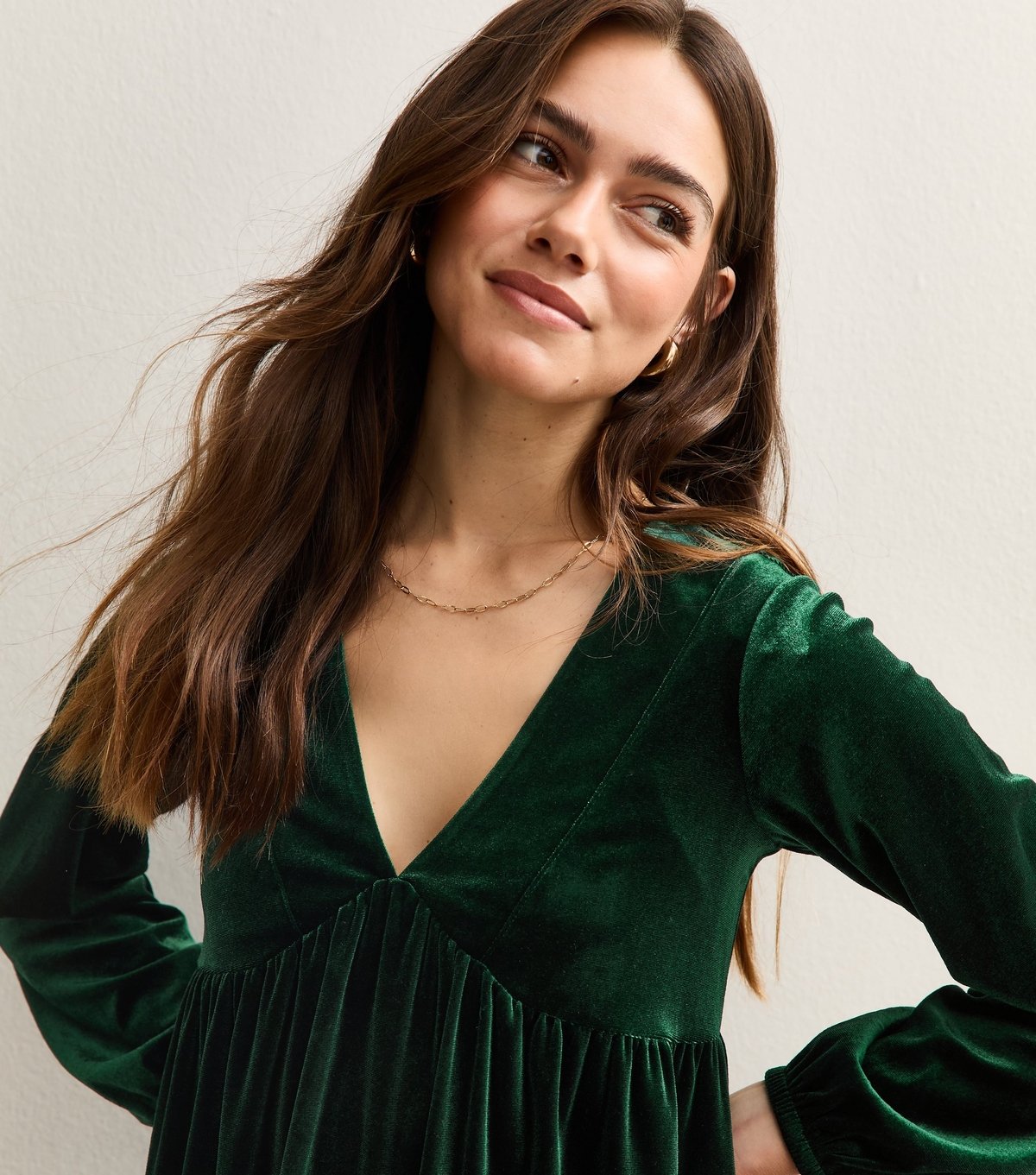 New Look Women's Petite Dark Green Velvet Smock Mini Dress New Look - 3