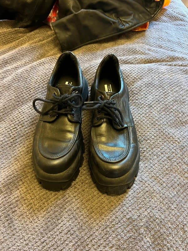 Topshop Topshop leather black chunky loafers