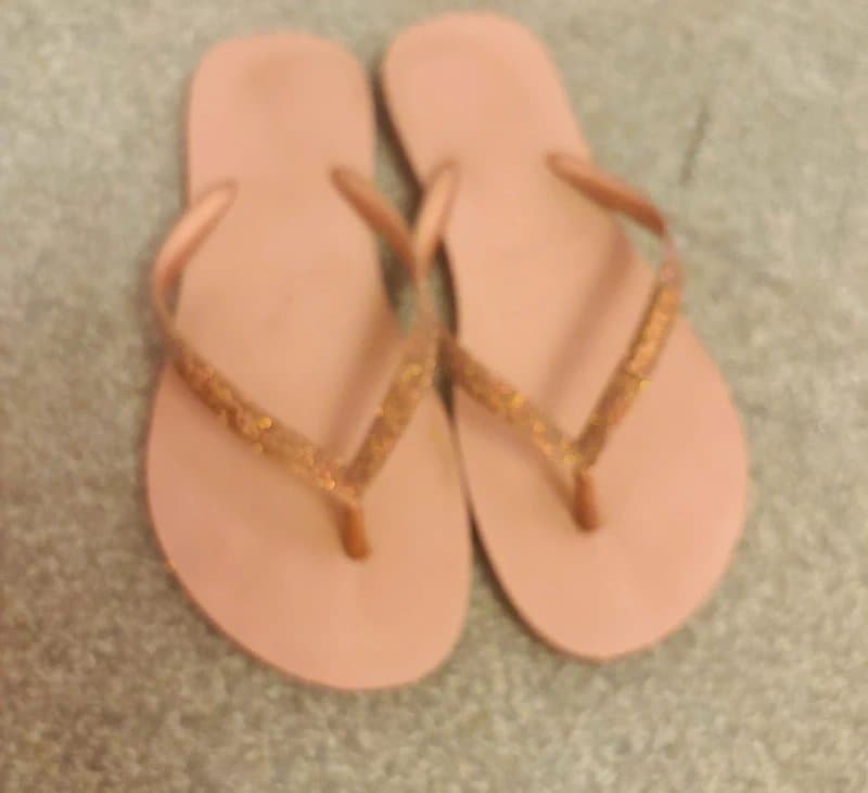 Havaianas Havaianas rose gold 39-40  sandals 6-7  holiday hen do wedding party same day post