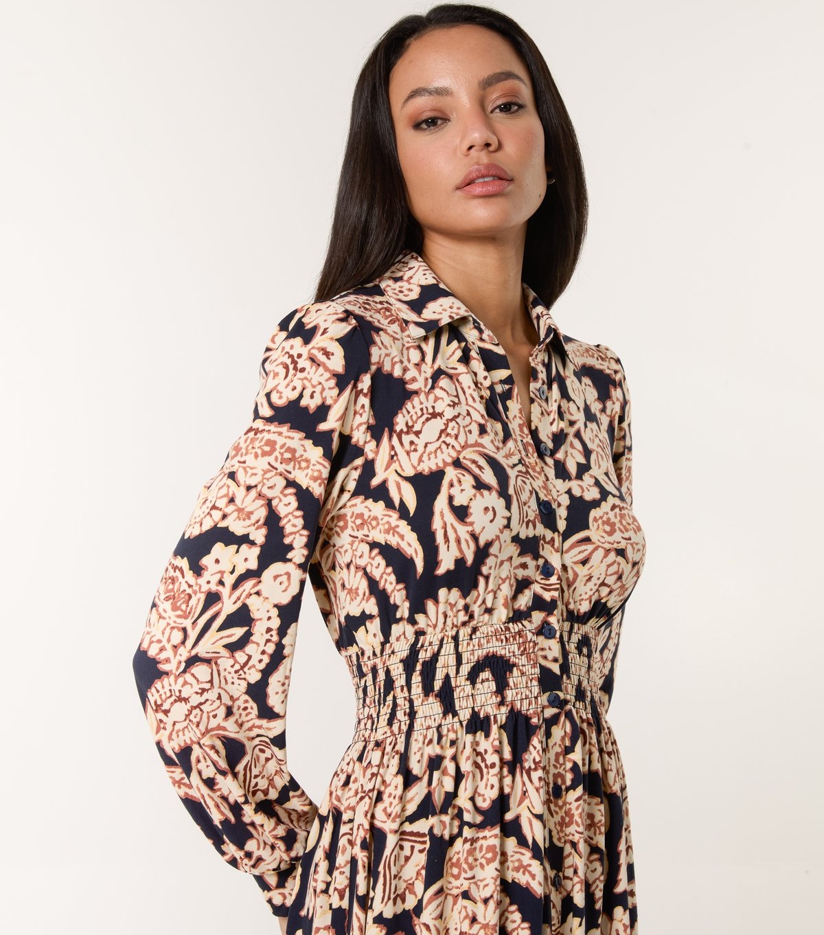 Blue Vanilla Women's Navy Printed V-Neck Midi Dress Blue Vanilla New Look - 2