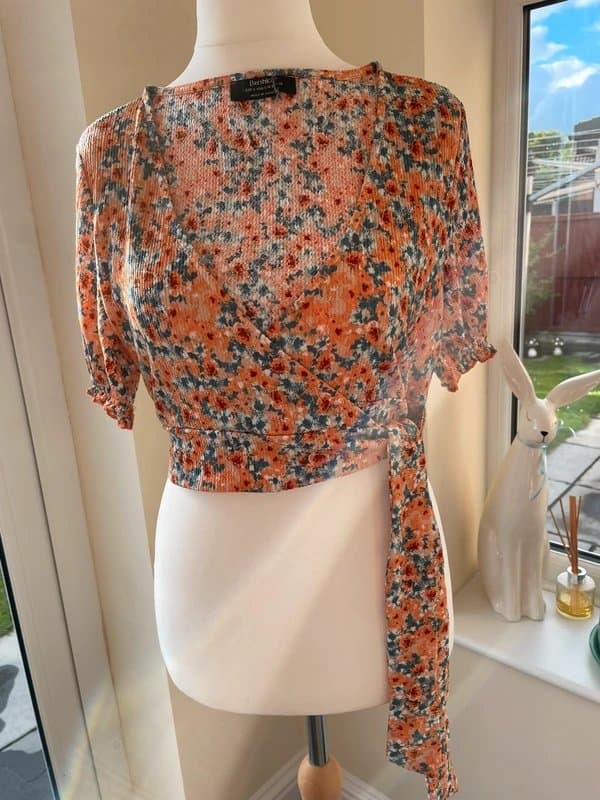 Bershka Crop top