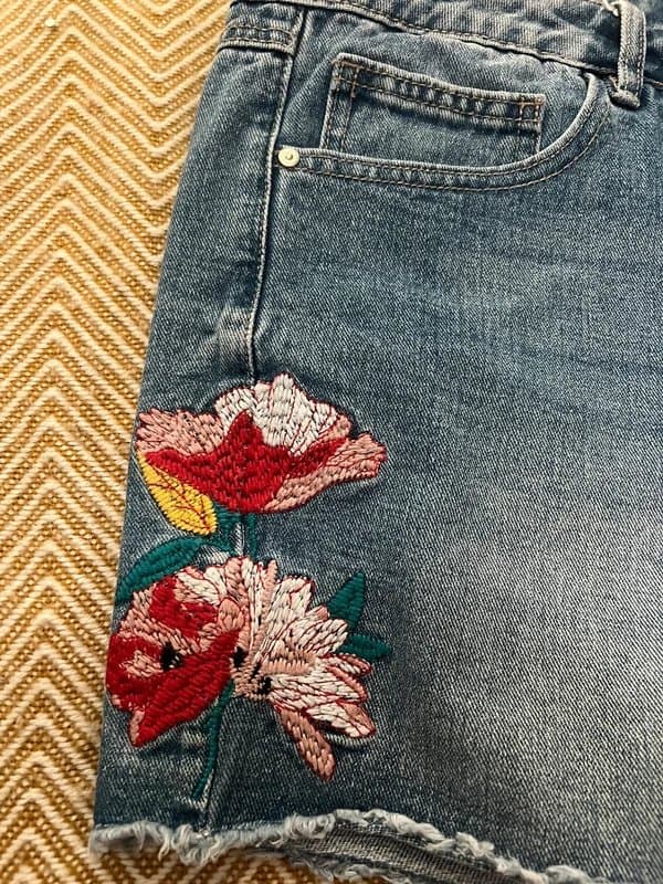 Denim Co Demin flower shorts