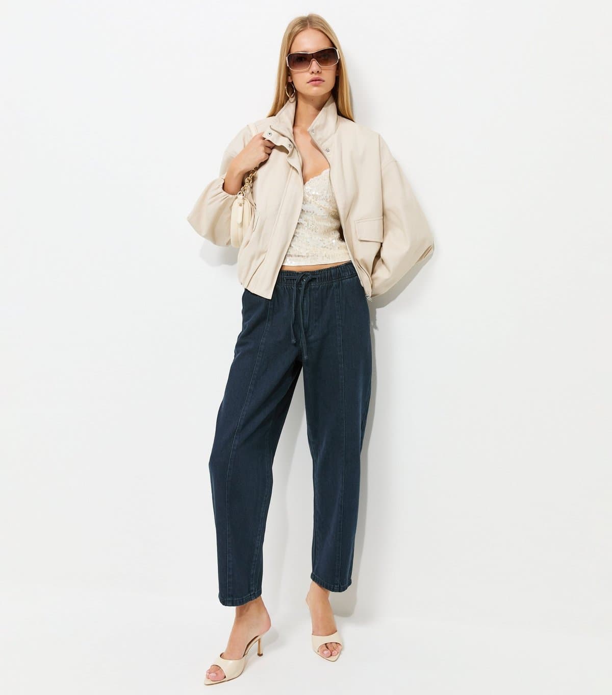 New Look Women's Blue Barrel Leg Denim Trousers New Look