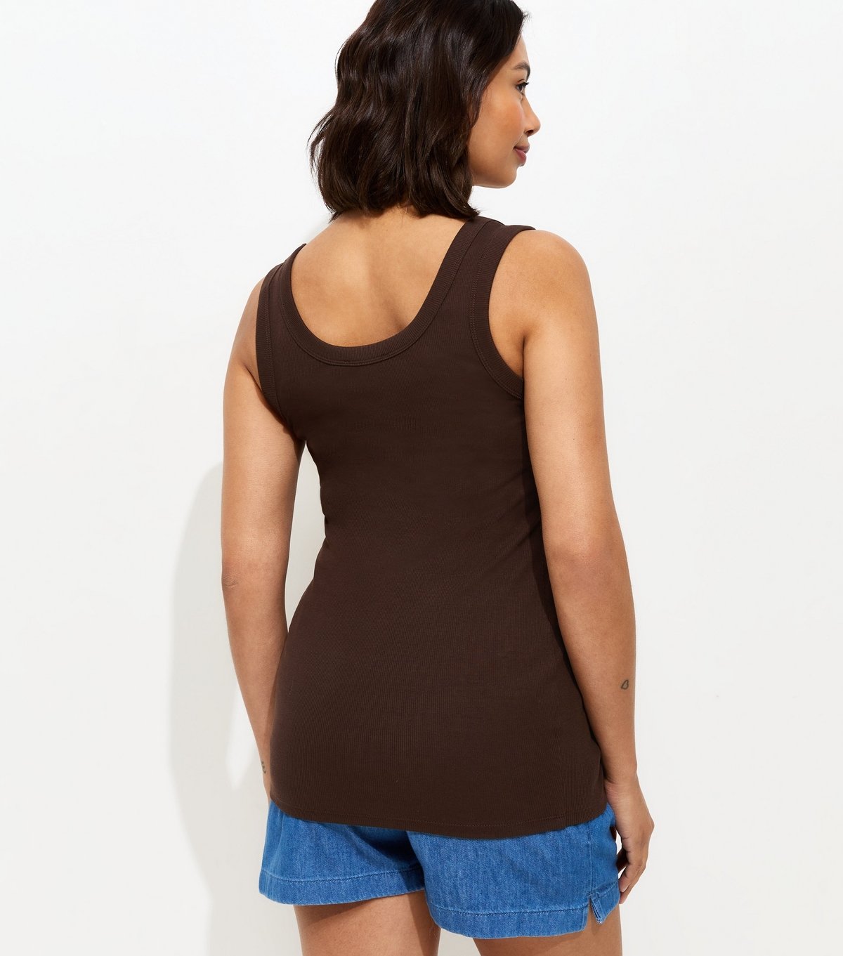 New Look Women's Maternity Brown Ribbed Scoop Neck Vest New Look - 4