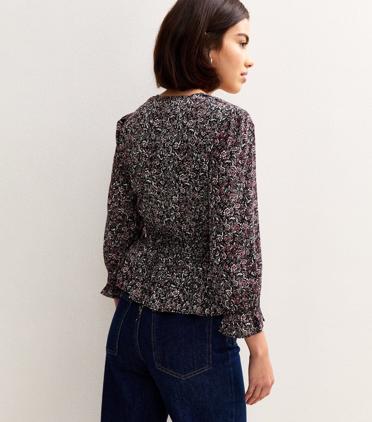 New Look Women's Black Floral Print V-Neck Blouse New Look - 4