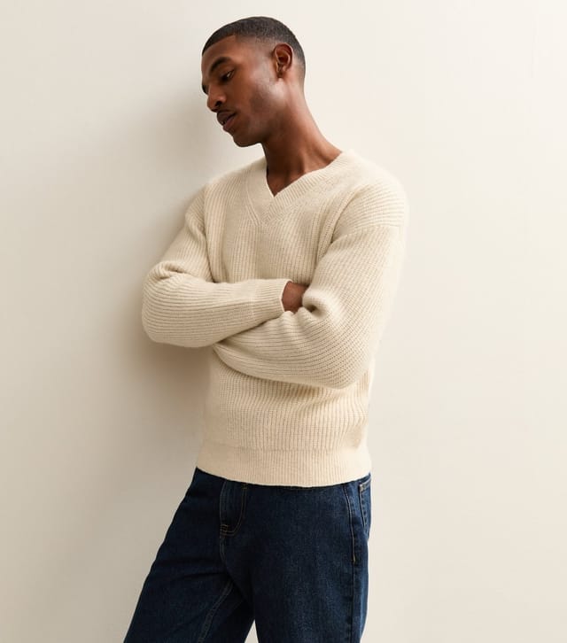 New Look Men's Cream Relaxed Long Sleeve V-Neck Jumper New Look - 2