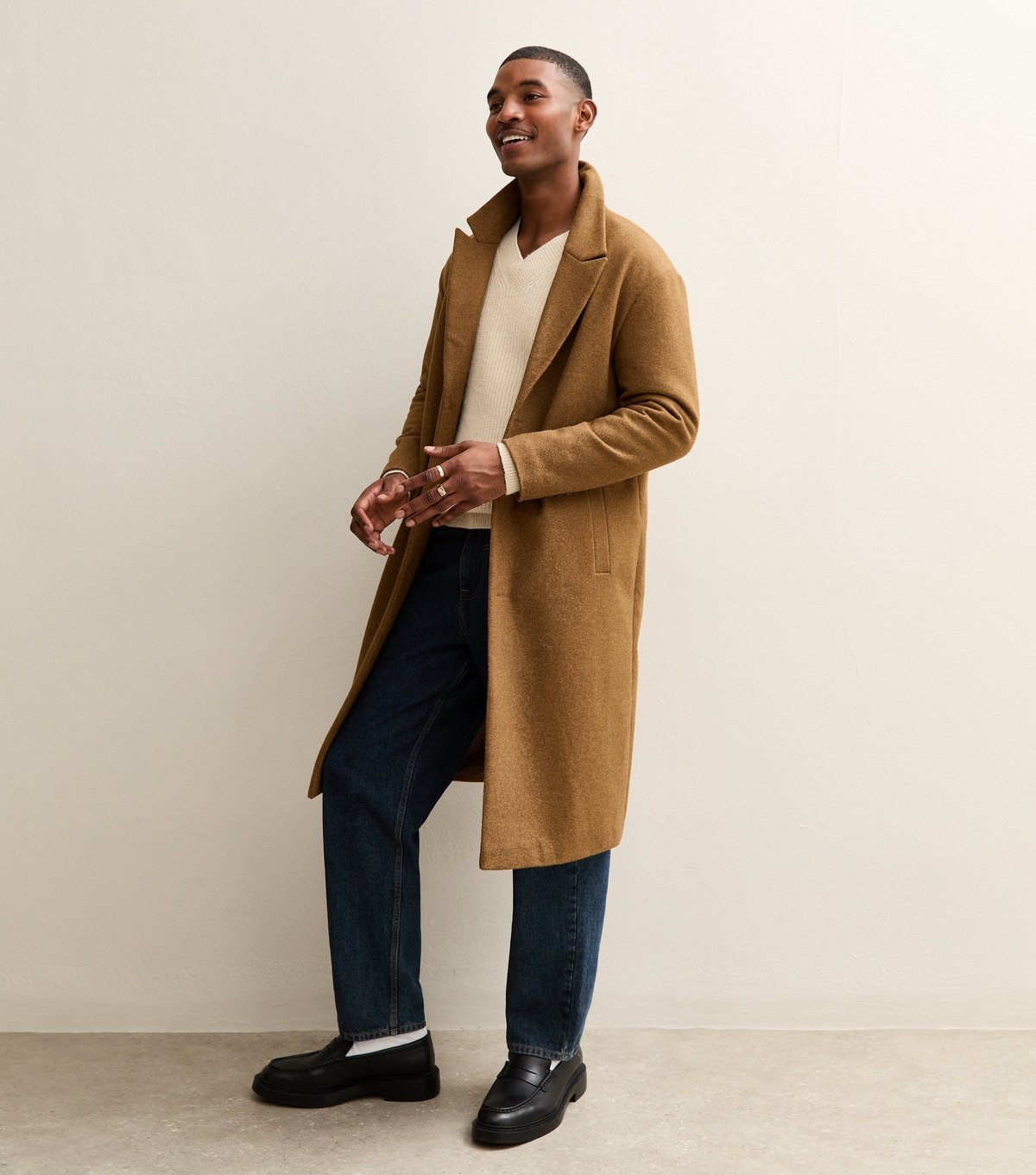 New Look Men's Cream Relaxed Long Sleeve V-Neck Jumper New Look - 3