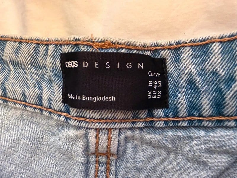 ASOS DESIGN Curve Light Wash Distressed Denim Shorts UK 18