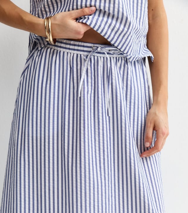 New Look Women's Blue Striped Cotton Seersucker Circle Maxi Skirt New Look - 2