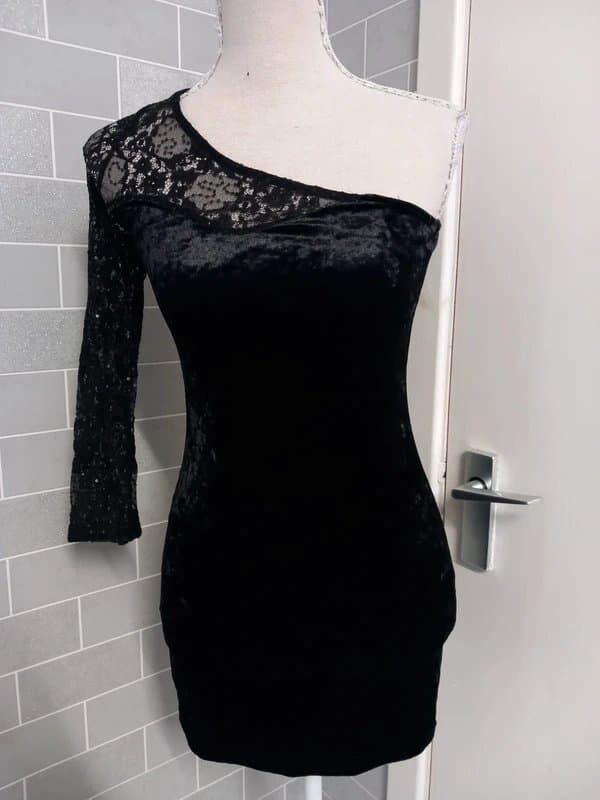 Fuchsia Mini dress one shoulder size 10