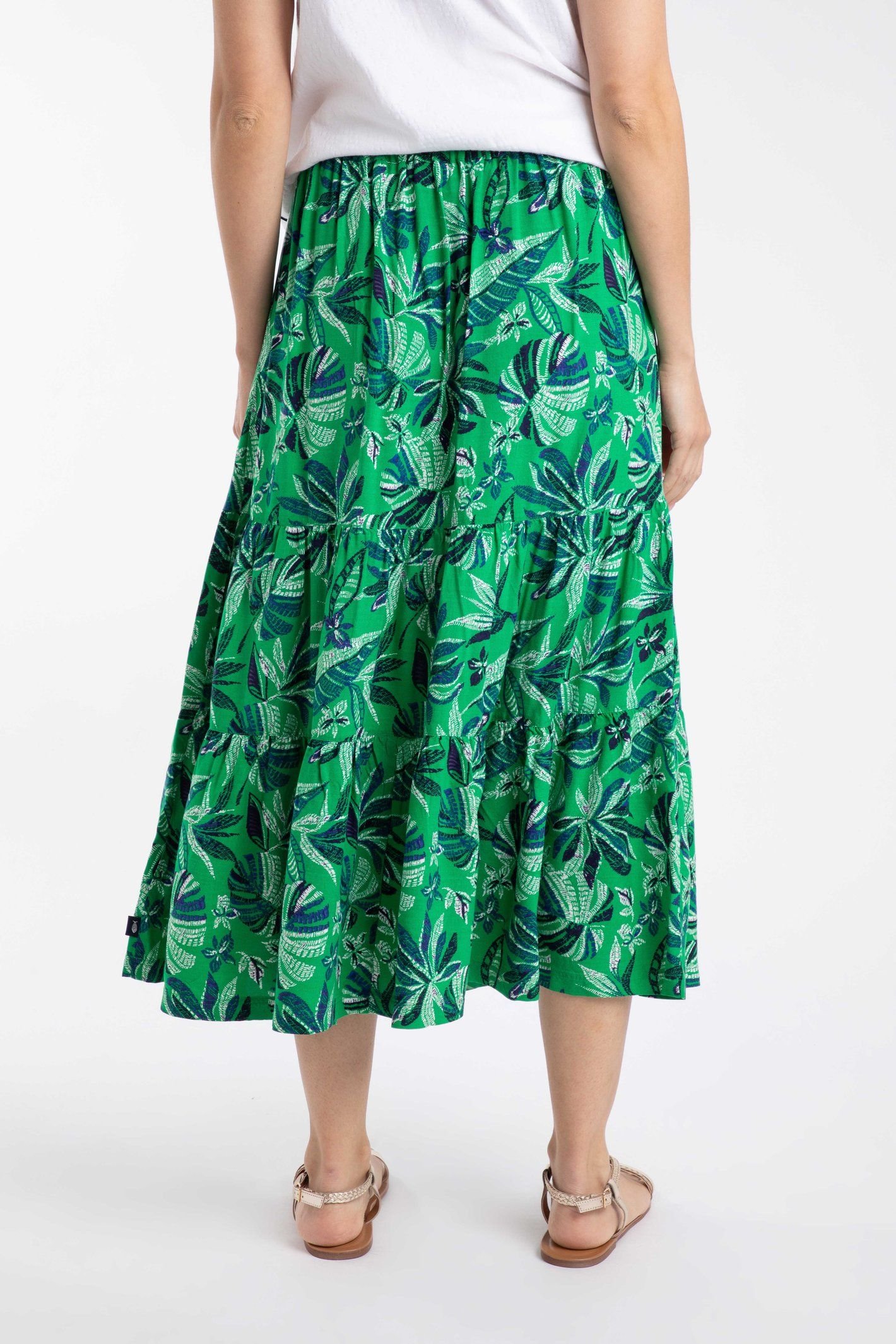 Weird Fish Weird Fish Women's Cassis Printed Tiered Skirt in Green - 4