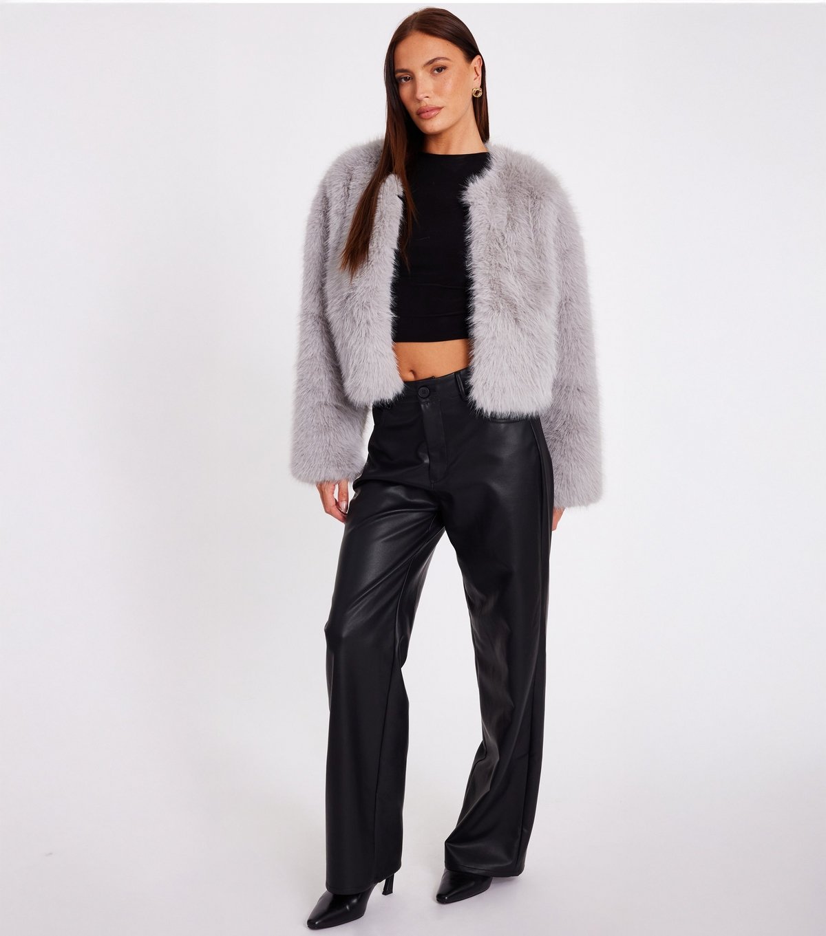 Quiz Women's Grey Faux Fur Cropped Jacket Quiz New Look - 2