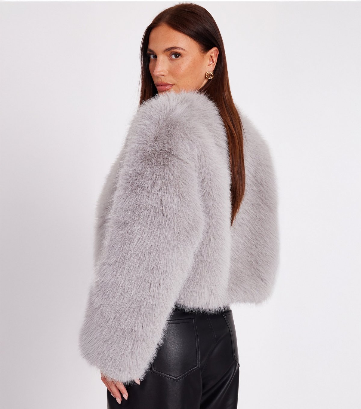 Quiz Women's Grey Faux Fur Cropped Jacket Quiz New Look - 3