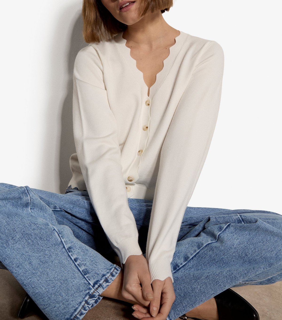 Apricot Women's Cream Scalloped Edge Cardigan Apricot New Look - 4