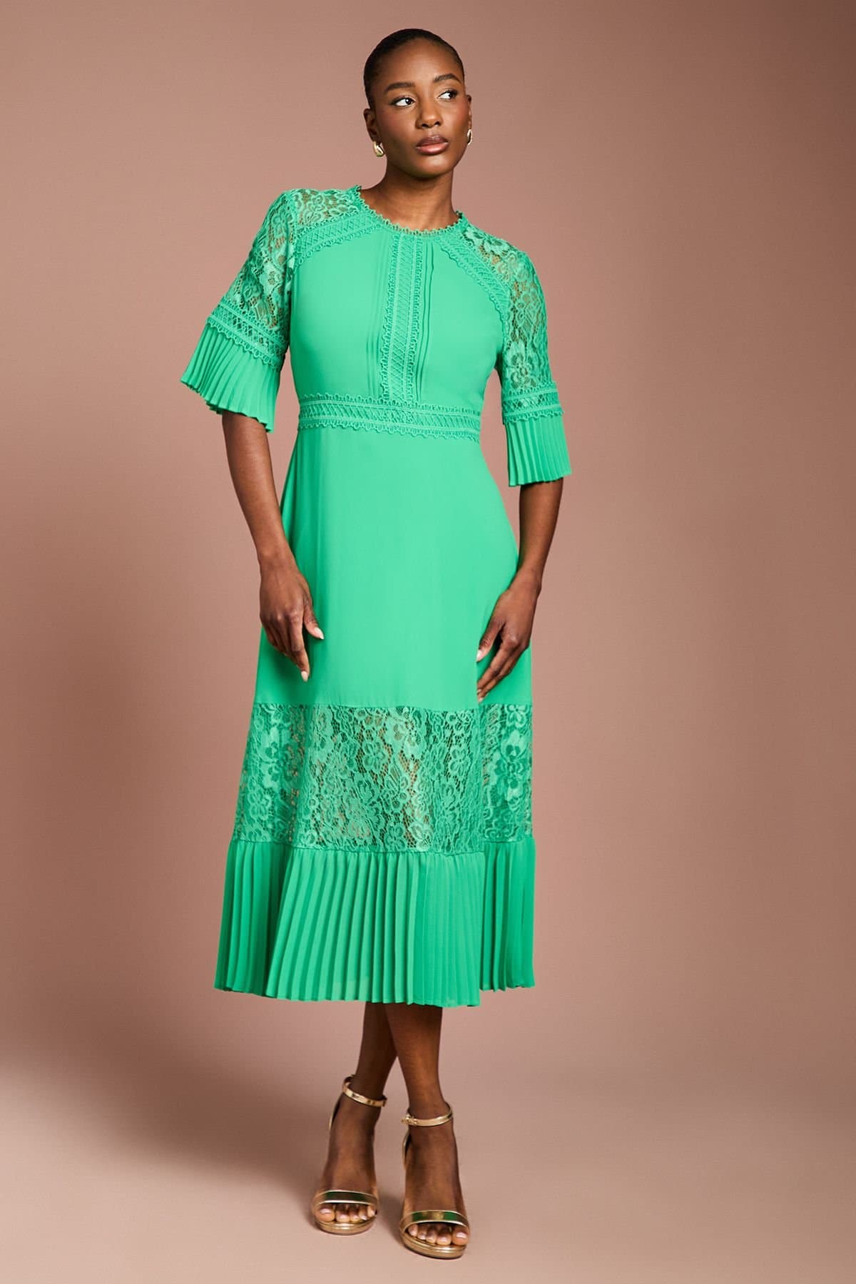 Coast Coast Women's Lace Insert Midi Dress in Green