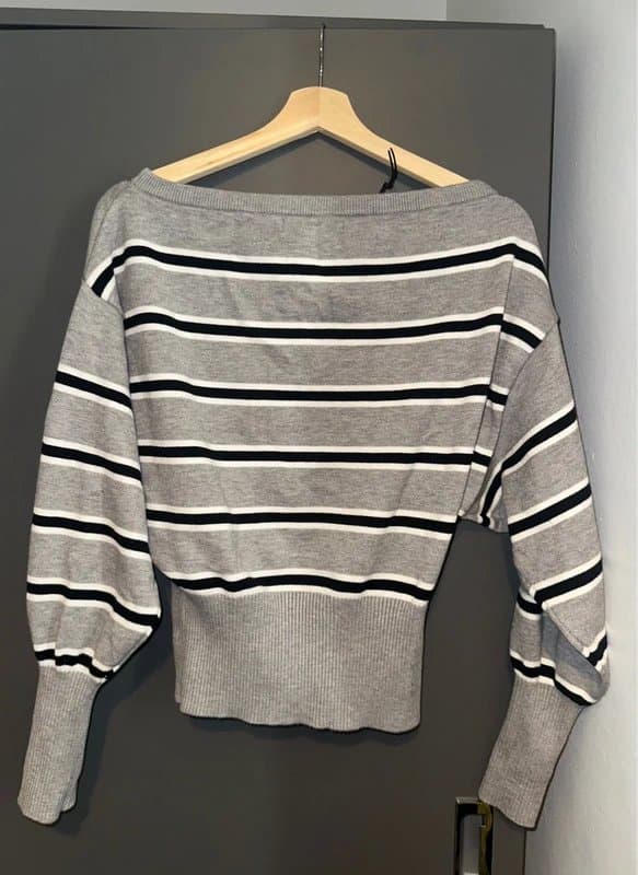 Bershka Bershka off should striped jumper