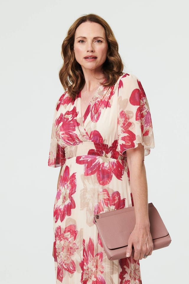 Izabel London Izabel London Women's Floral 1/2 Sleeve Empire Midi Dress in Pink - 2